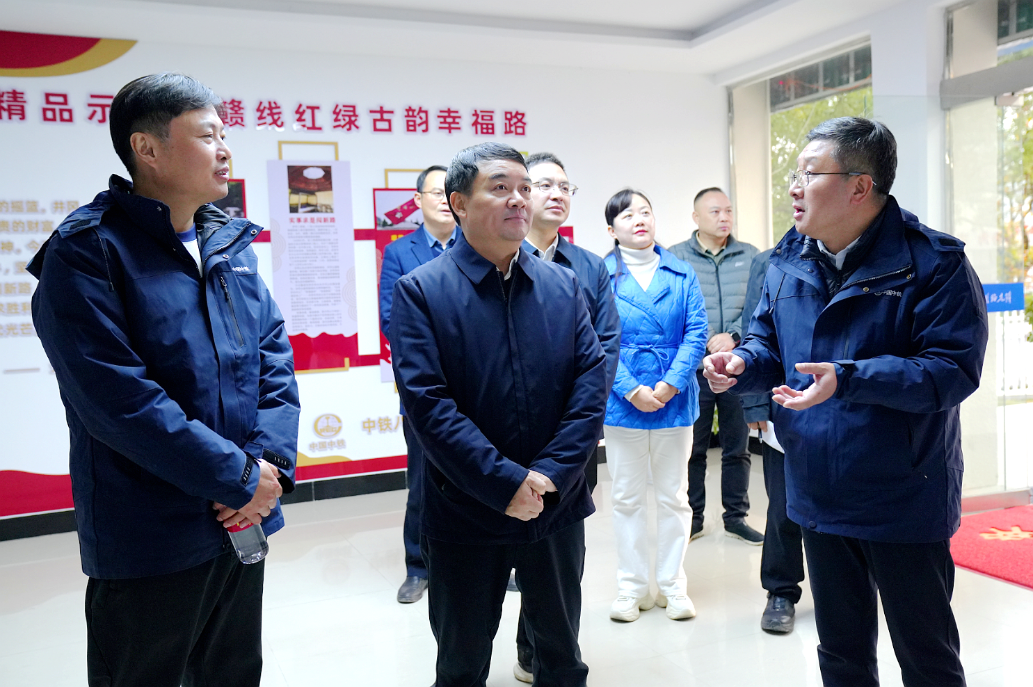 吉安市副市長(zhǎng)廖東生到集團(tuán)公司長(zhǎng)贛高鐵站前6標(biāo)項(xiàng)目經(jīng)理部調(diào)研